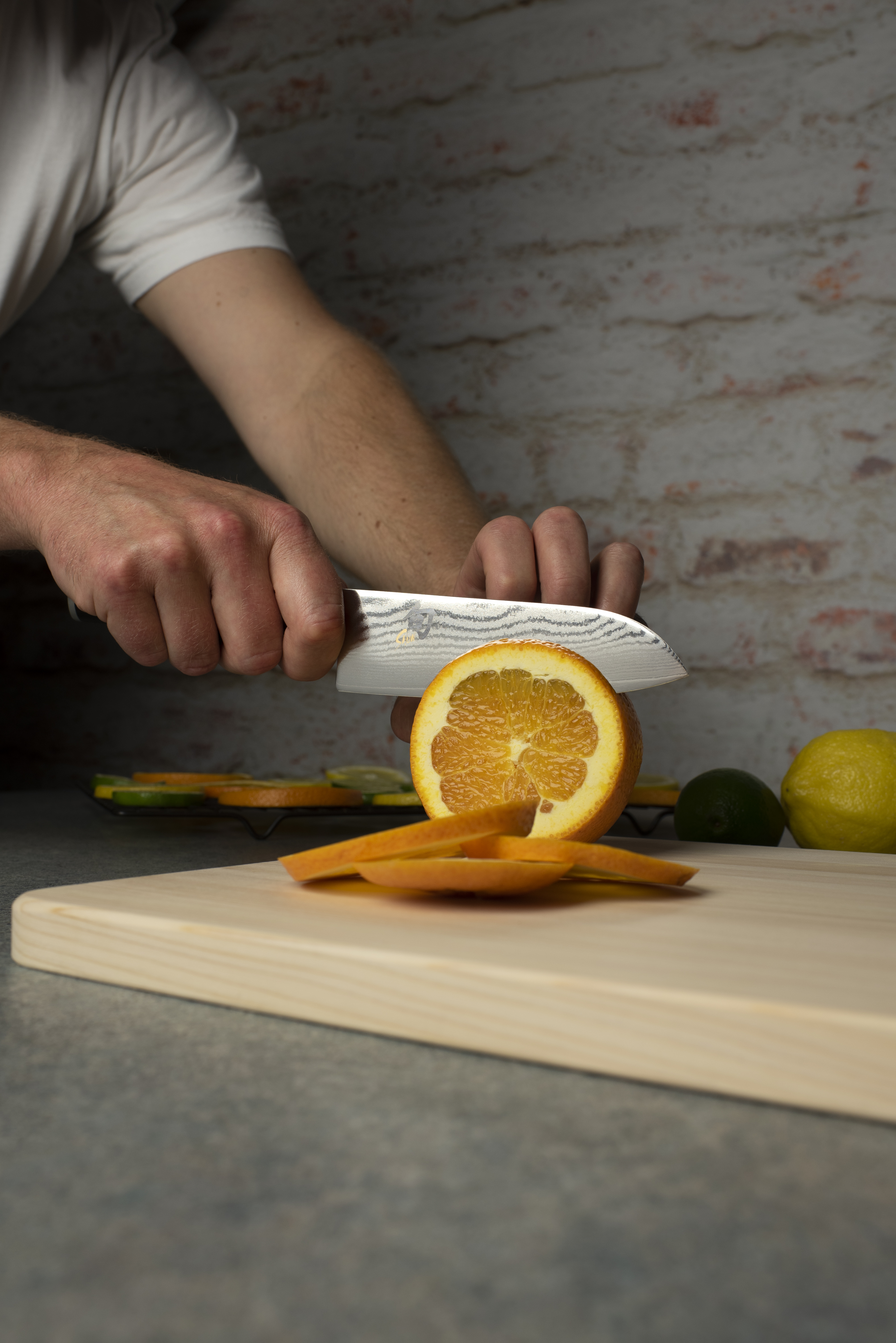 Shun DM0727 5.5 Inch Classic Santoku Knife