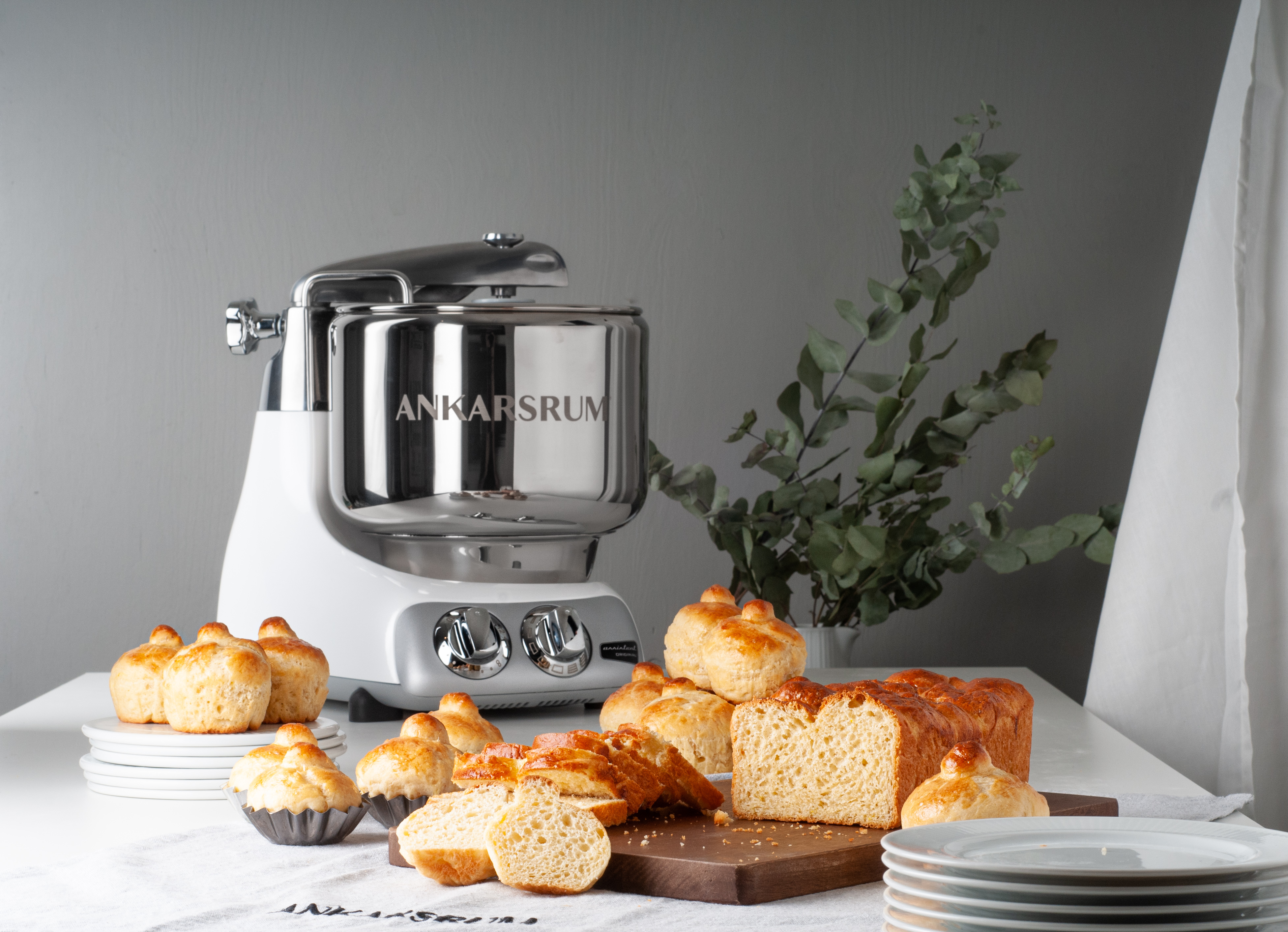 Ankarsrum 1200118 7qt Mixer Glossy White