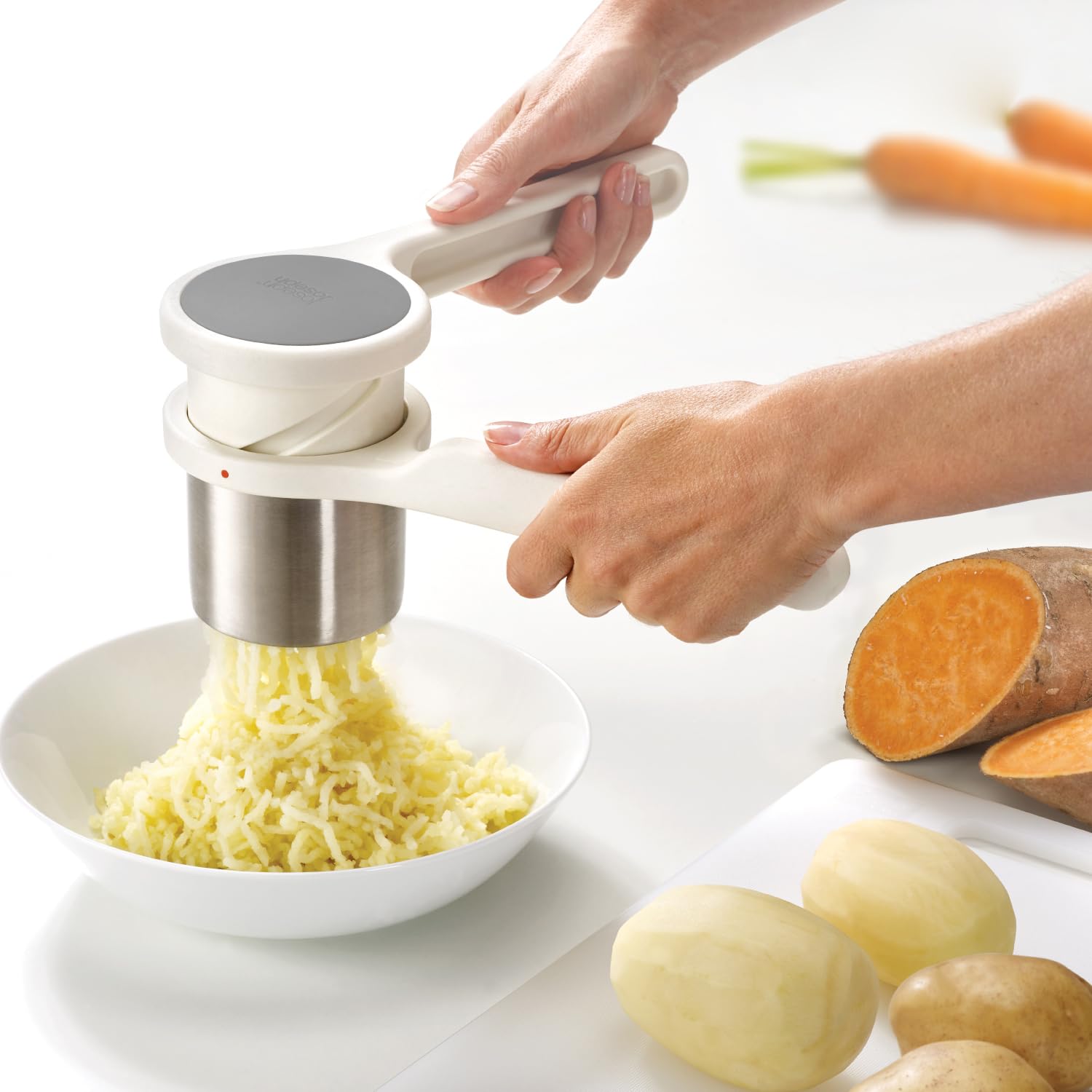 Joseph Joseph 7020100WH Helix Potato Ricer