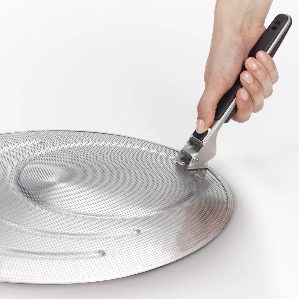 OXO Good Grips 1064468BK 13" Splatter Screen with Folding Handle
