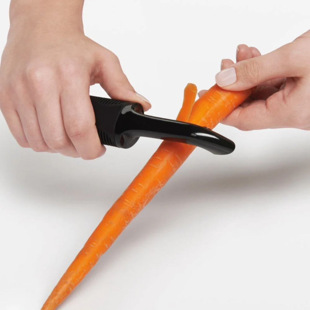 OXO Good Grips 20081BK Swivel Peeler